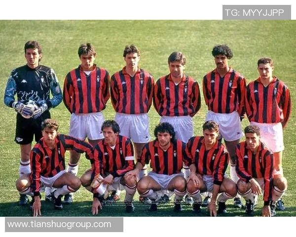 保罗马尔蒂尼：从米兰传奇到世界足坛永恒之星的辉煌历程