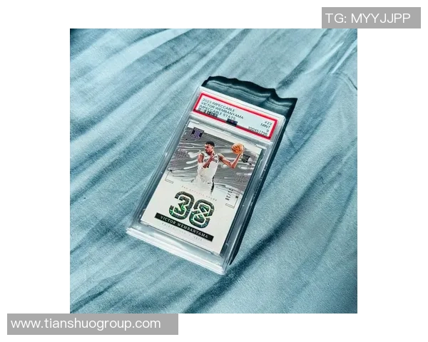 真金足球球星卡收藏热潮再起见证绿茵传奇与财富价值双重升温